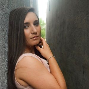 Meet your Posher, Hannah